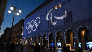 欧冠附加赛占先机！尤文2-1埃因霍温 麦肯尼破门姆班古拉替补制胜